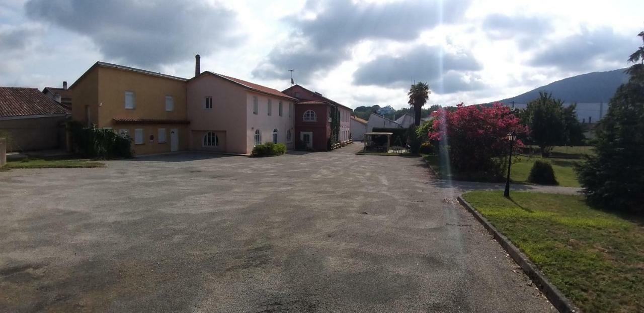 Hotel Castel D'Olmes Tabre Eksteriør billede